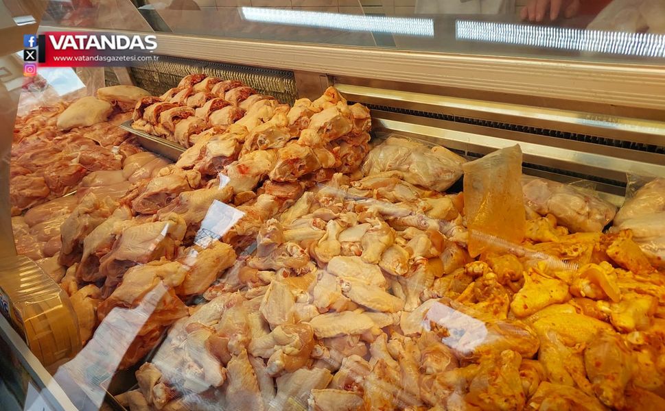 TAVUKTA KAYYUM TARTIŞMASI SÜRÜYOR