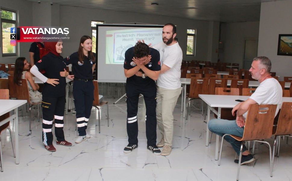 YEMEKHANE PERSONELİNE İLK YARDIM EĞİTİMİ