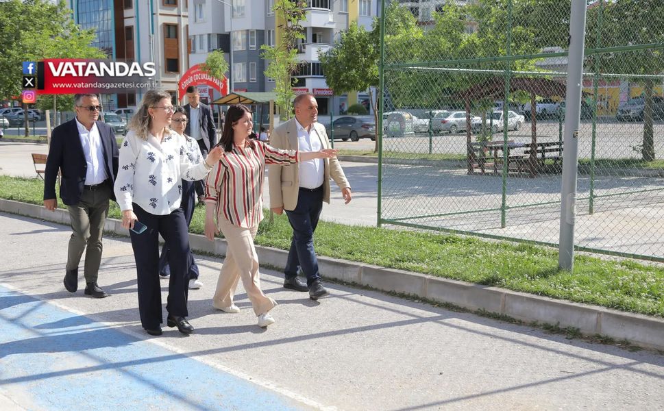 EDİRNE BELEDİYESİ ŞEHRİN DÖRT BİR YANINDA ÇALIŞMALARINI SÜRDÜRÜYOR