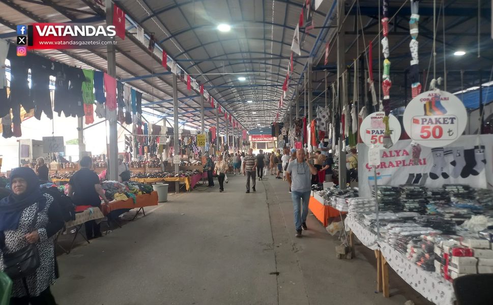 ESKİ GÜNLERİNİ ARIYOR