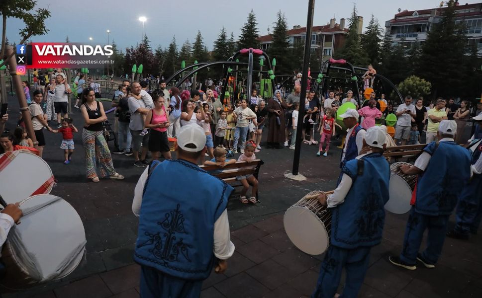 KIRKPINAR COŞKUSU PARKLARA TAŞTI
