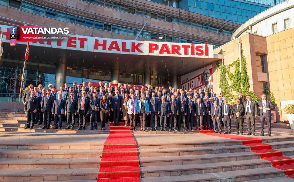 CHP’DE 81 İL BAŞKANI TEK SES: “CUMHURİYET HALK PARTİSİ BURADA”