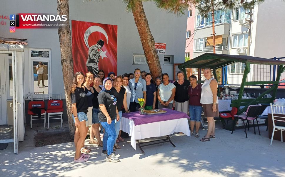ŞÜKRÜPAŞA’DA KADIN DAYANIŞMASI 1 YAŞINDA