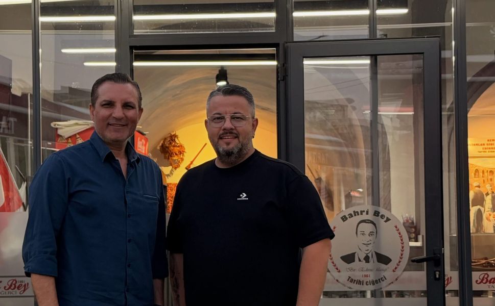 RAFET EL ROMAN EDİRNE'DE TAVA CİĞER TATTI