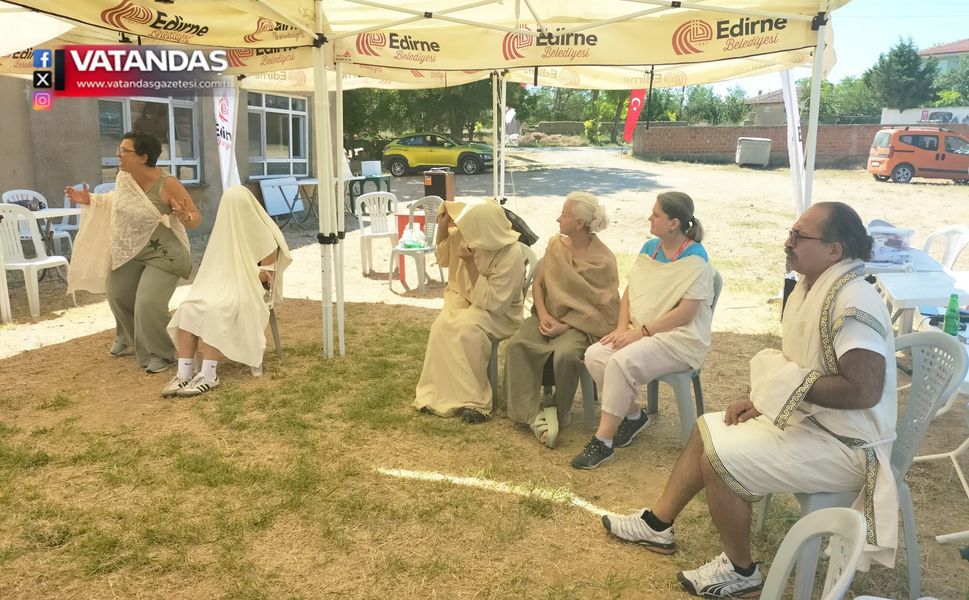 ESKİKADIN'DA DÜŞÜNCE, SANAT VE BİLİM BULUŞTU