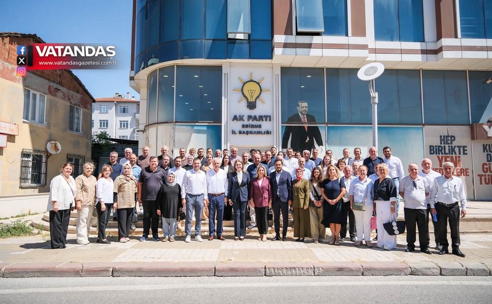 AK PARTİ 25.YILINI KUTLADI