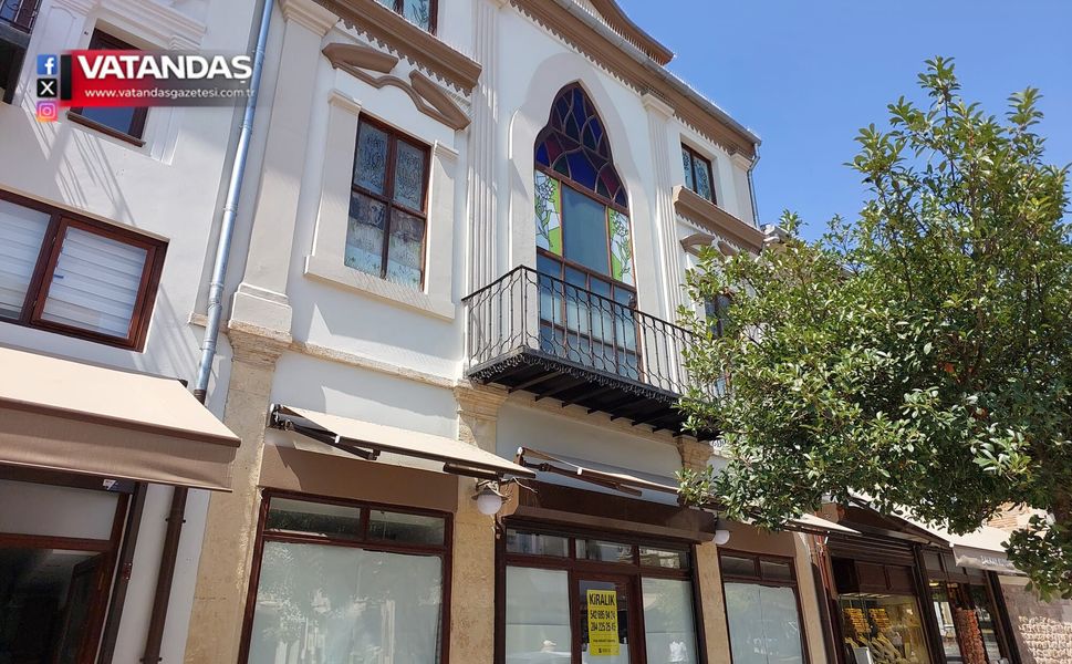 EDİRNE’NİN GÖZDE CADDESİNDE "KİRALIK" KRİZİ