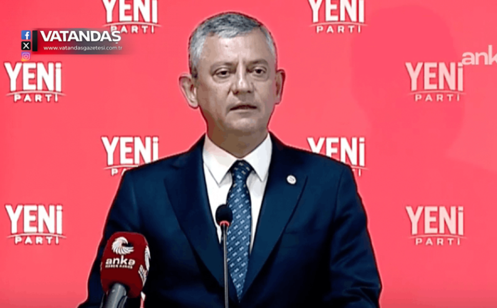 ÖZGÜR ÖZEL GELİYOR