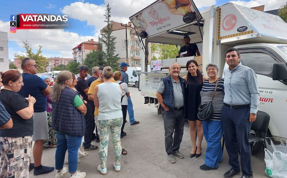 ŞEHİT POLİS GÖKMEN ŞİMŞEK’İN HAYRINA LOKMA DAĞITILDI