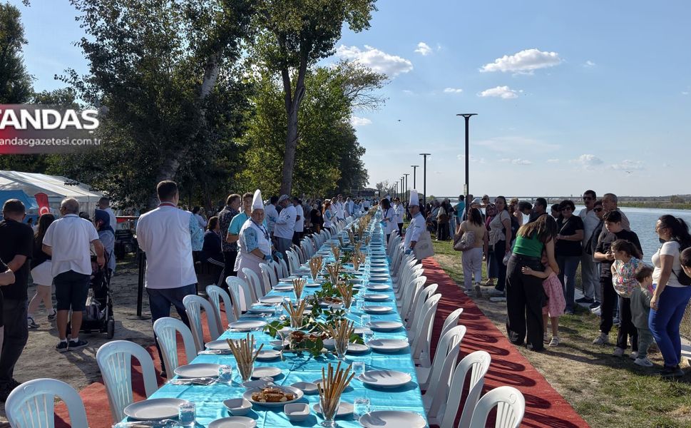 PEYNİRİN BAŞKENTİNDE DEV SOFRA