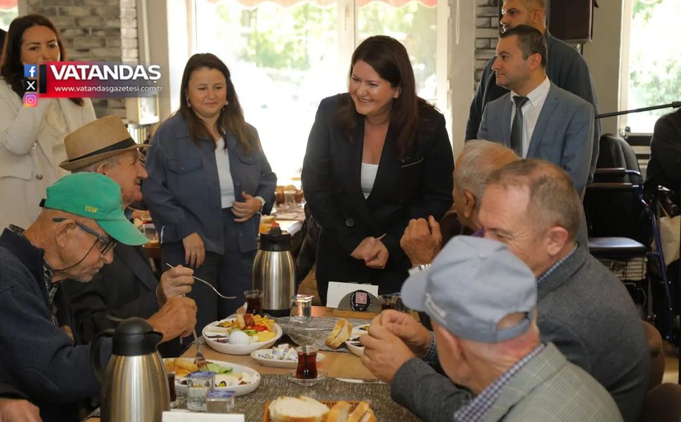 DÜNYA YAŞLILAR GÜNÜ’NDE ANLAMLI BULUŞMA