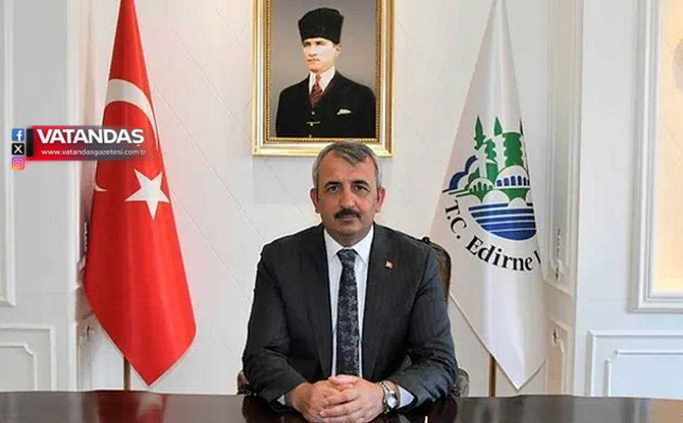 VALİ SEZER: “CUMHURİYET EN KIYMETLİ MİRASIMIZ”