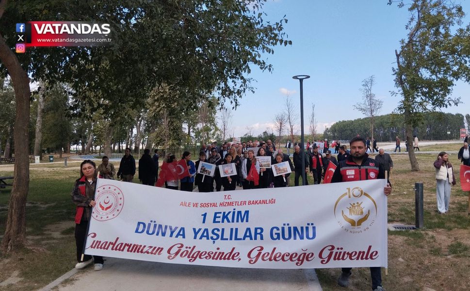 SÖĞÜTLÜK’TE NESİLLER EL ELE YÜRÜDÜ