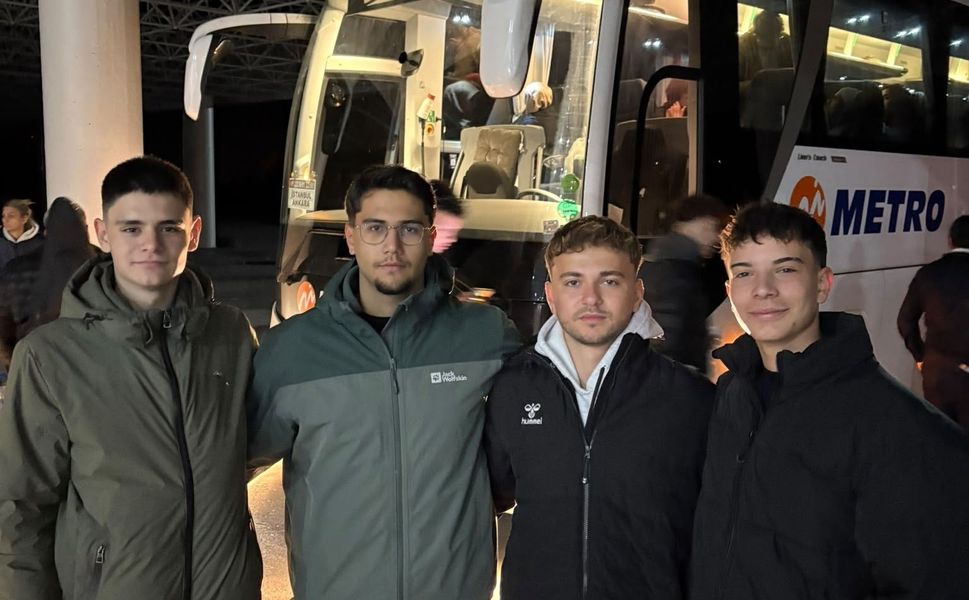 EDİRNELİ GENÇ HENTBOLCULAR 2. LİG’E TRANSFER OLDU