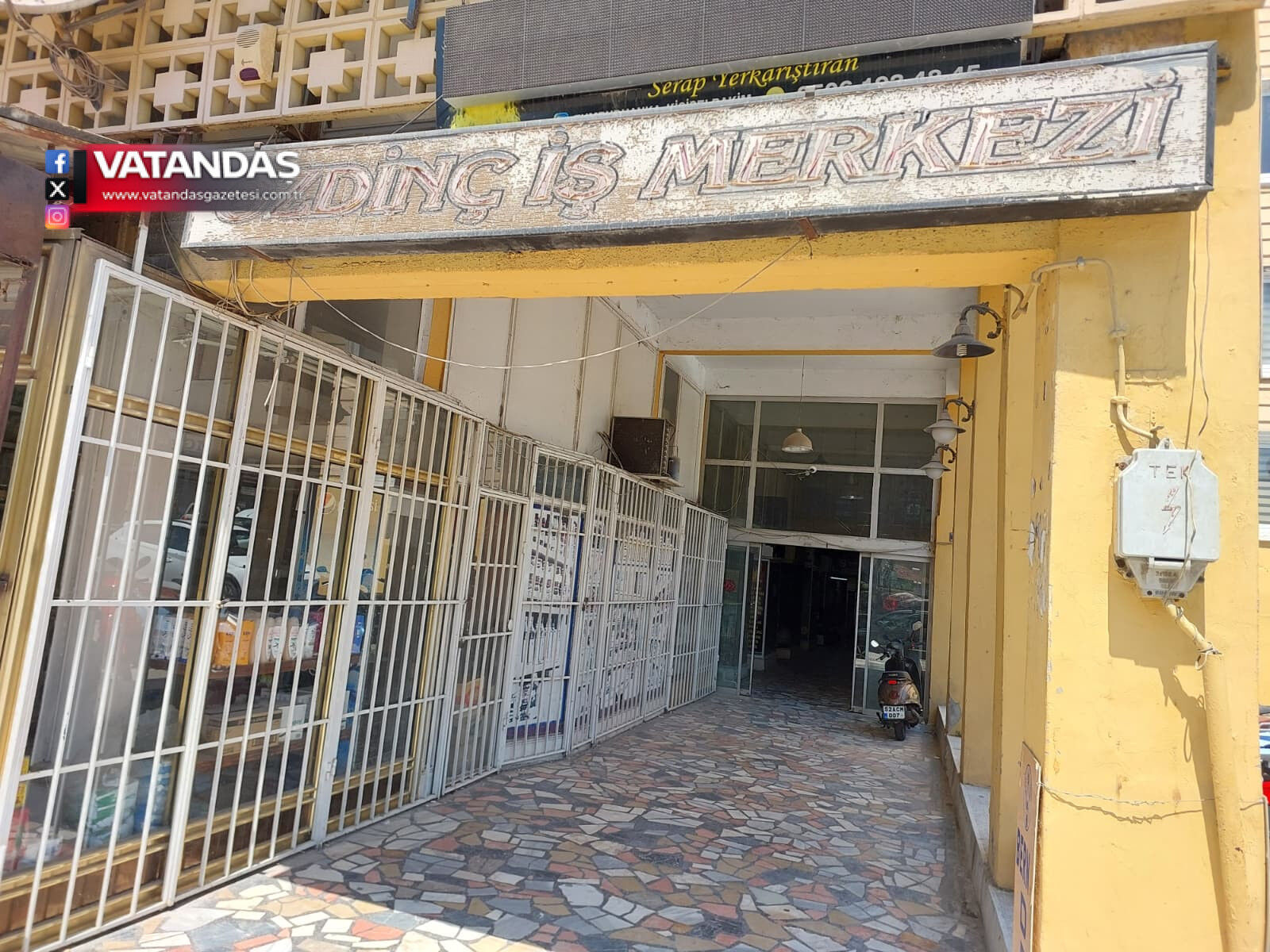 YARIM ASIRLIK İŞ MERKEZİ KADERİNE TERK EDİLDİ
