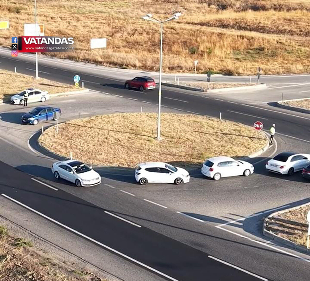 KAZALARA DAVETİYE ÇIKARAN KAVŞAK TEPKİLERE YOL AÇIYOR: “DAHA KAÇ CAN YANACAK”